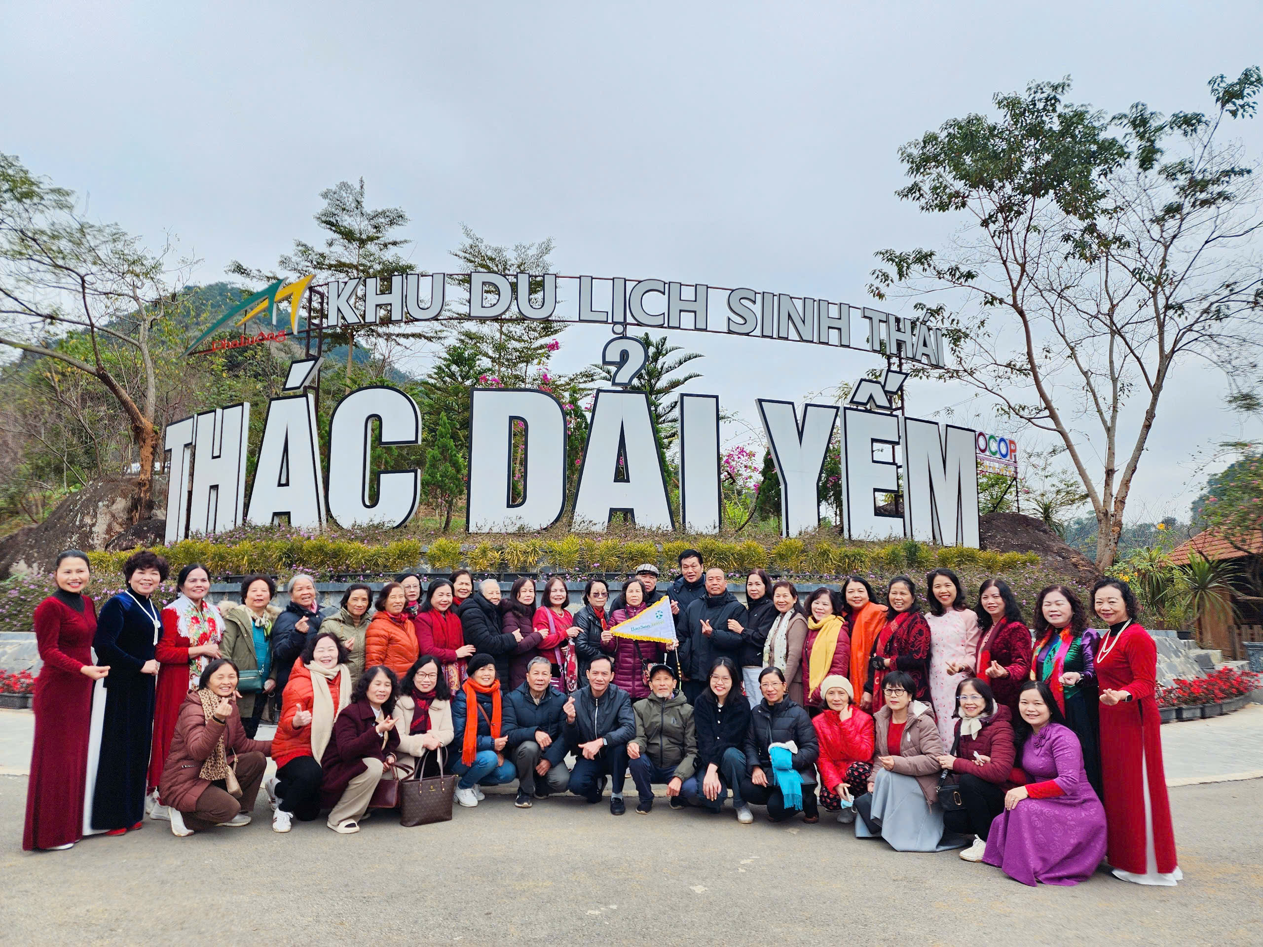 tour-doan-moc-chau