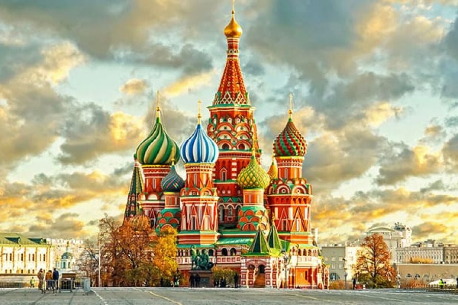 du-lich-nga-khong-the-khong-kham-pha-cung-dien-kremlin-day-bi-an